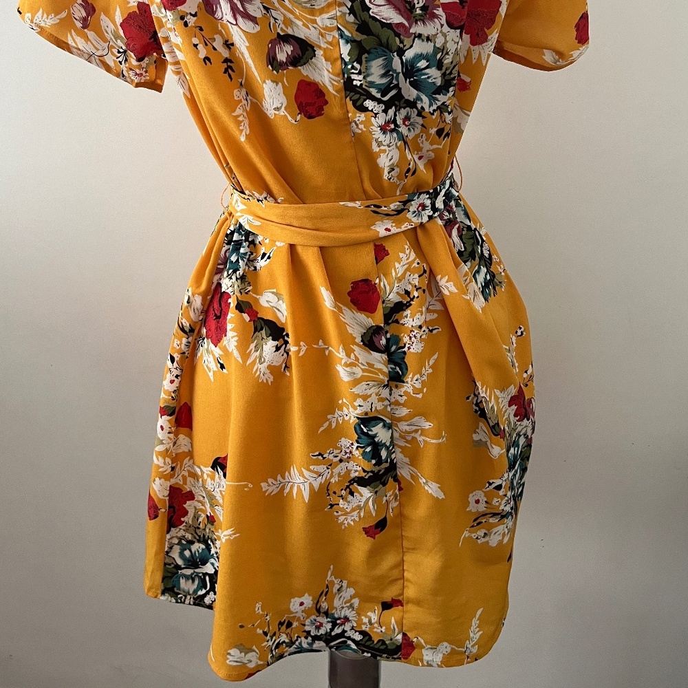 SHEIN dress size S Yellow - Picture 6 of 7